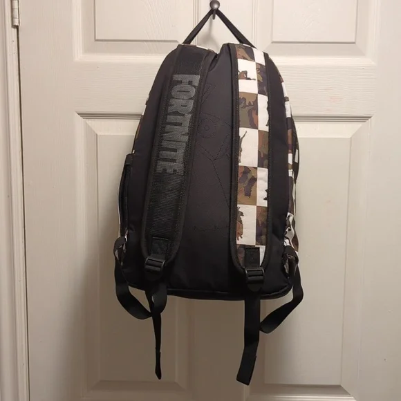 Fortnite Backpack - Picture 6 of 13